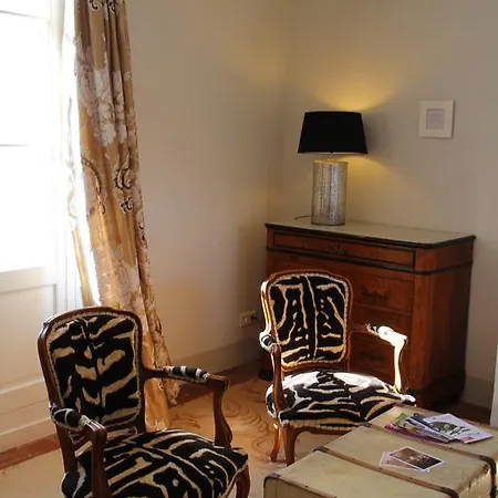 Oda ve Kahvaltı 15 Grand Rue 2*